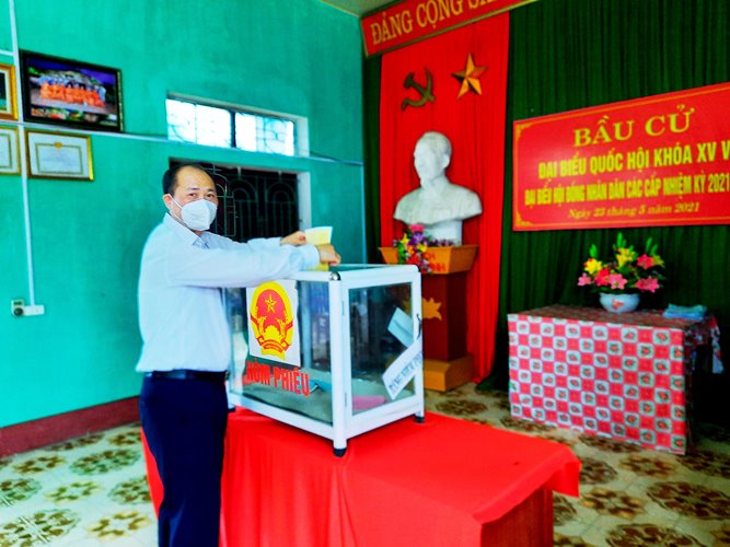 Việt Yên thực hiện tốt nhiệm vụ bầu cử trong điều kiện cách ly toàn huyện