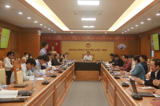 UBND huyện họp phiên thường kỳ tháng 4/2022