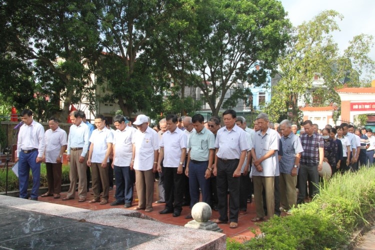 Hương Mai tổ chức Lễ kỷ niệm 75 năm ngày thương binh, liệt sỹ