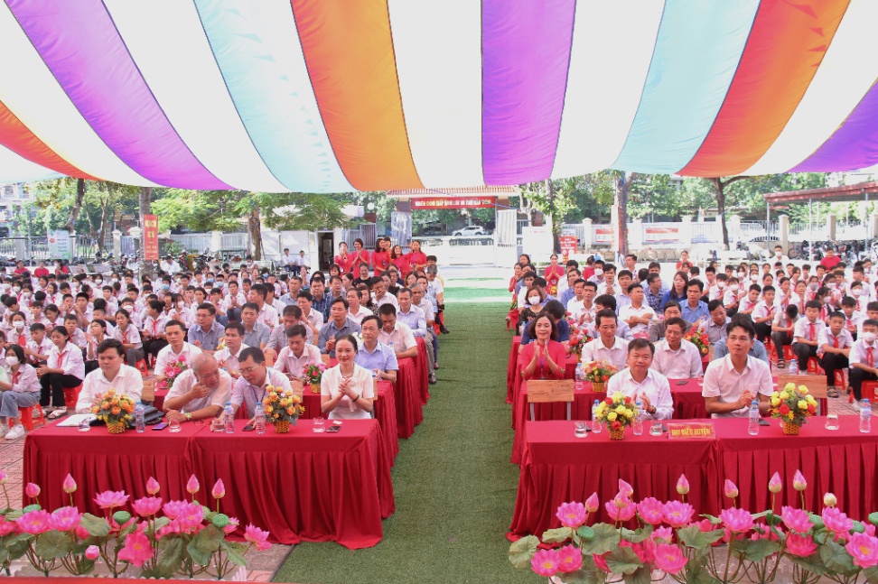 UBND huyện Việt Yên phát động Lễ hưởng ứng Tuần lễ học tập suốt đời