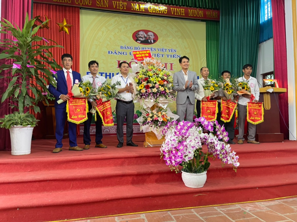Hội thi Bí thư chi bộ thôn giỏi xã Việt Tiến năm 2022