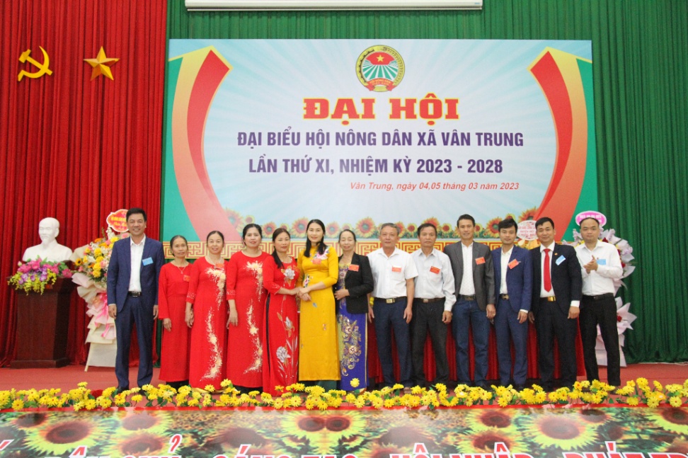 Vân Trung tổ chức thành công Đại hội Đại biểu Hội Nông dân lần thứ XI, nhiệm kỳ 2023 – 2028