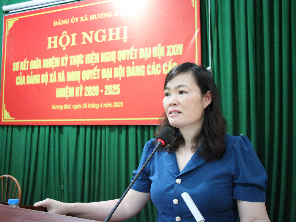 Đảng ủy xã Hương Mai sơ kết giữa nhiệm kỳ