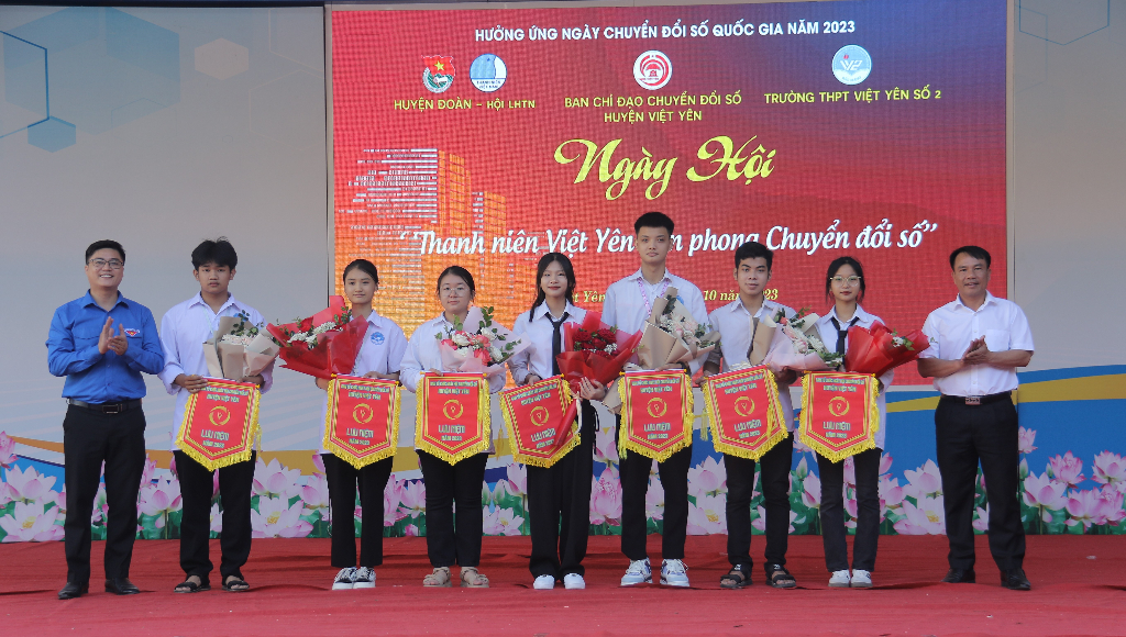 Nhiều hoạt động thiết thực được tổ chức trong Ngày hội Thanh niên Việt Yên tiên phong chuyển đổi...