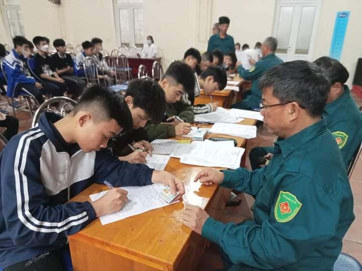 Tiên Sơn tổ chức đăng ký nghĩa vụ quân sự cho thanh niên tuổi 17