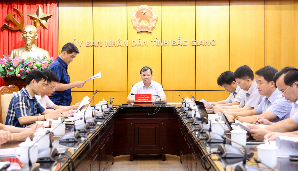 Focus on removing difficulties and speeding up implementation of investment projects on...|https://vietyen.bacgiang.gov.vn/web/chuyen-trang-english/detailed-news/-/asset_publisher/MVQI5B2YMPsk/content/focus-on-removing-difficulties-and-speeding-up-implementation-of-investment-projects-on-construction-and-business-of-industrial-zone-infrastructure
