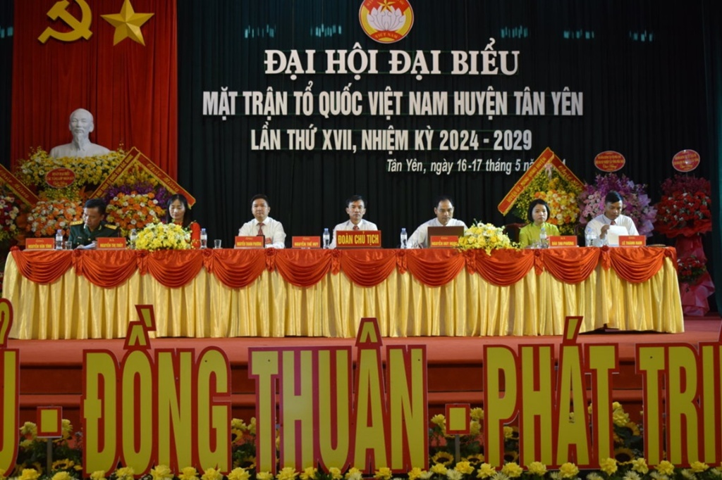 Đại  hội đại biểu MTTQ huyện Tân Yên lần thứ XVII nhiệm kỳ 2024-2029|https://vietyen.bacgiang.gov.vn/web/huyen-tan-yen/chi-tiet-tin-tuc/-/asset_publisher/Enp27vgshTez/content/-ai-hoi-ai-bieu-mttq-huyen-tan-yen-lan-thu-xvii-nhiem-ky-2024-2029