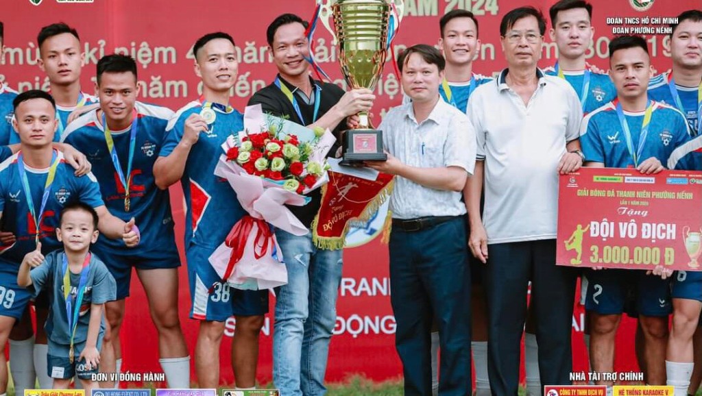 Bế mạc giải bóng đá thanh niên phường Nếnh lần thứ I năm 2024|https://vietyen.bacgiang.gov.vn/chi-tiet-tin-tuc/-/asset_publisher/VeCP91o7rg3d/content/be-mac-giai-bong-a-thanh-nien-phuong-nenh-lan-thu-i-nam-2024