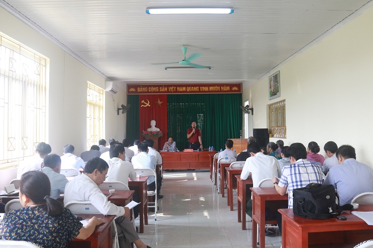 Đối thoại giải đáp vướng mắc trong thực hiện dự án xây dựng khu dân cư thôn Ninh Khánh