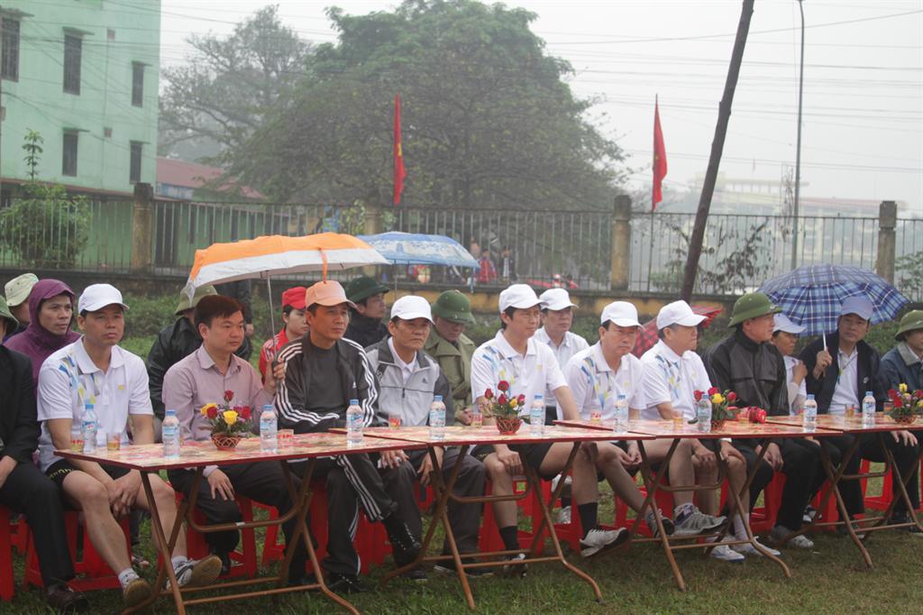 UBND huyện tổ chức phát động ngày chạy Olympic vì sức khỏe toàn dân và giải Việt dã truyền thống...
